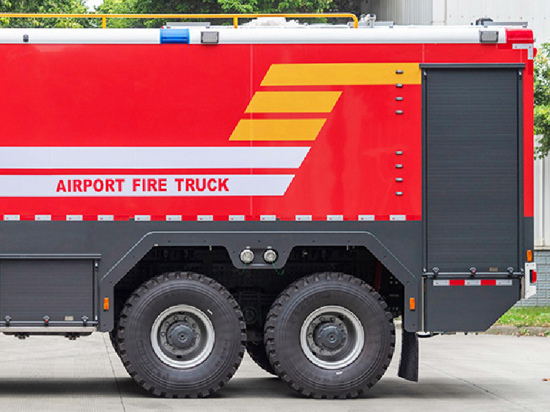 Benz 6x6 offroad ARFF Airport Fire Truck fire tanker body