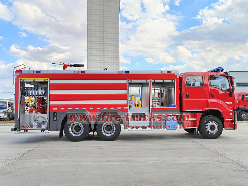 ISUZU heavy duty tanker fire truck