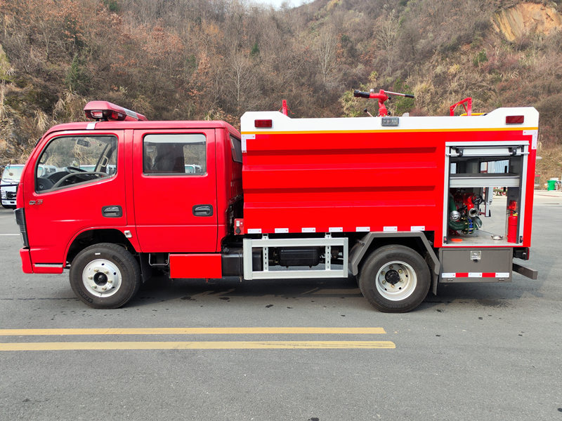 Dongfeng mini fire tender truck for sale