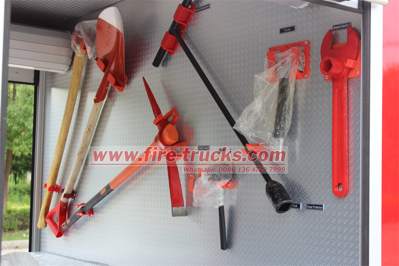 Isuzu fire fighting truck tools