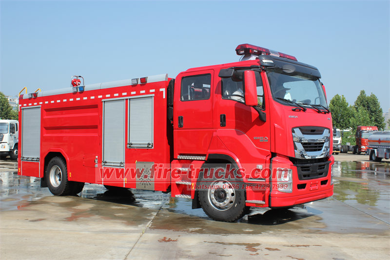 Isuzu GIGA VC61 pumper fire truck Isuzu GIGA VC61 pumper fire truck